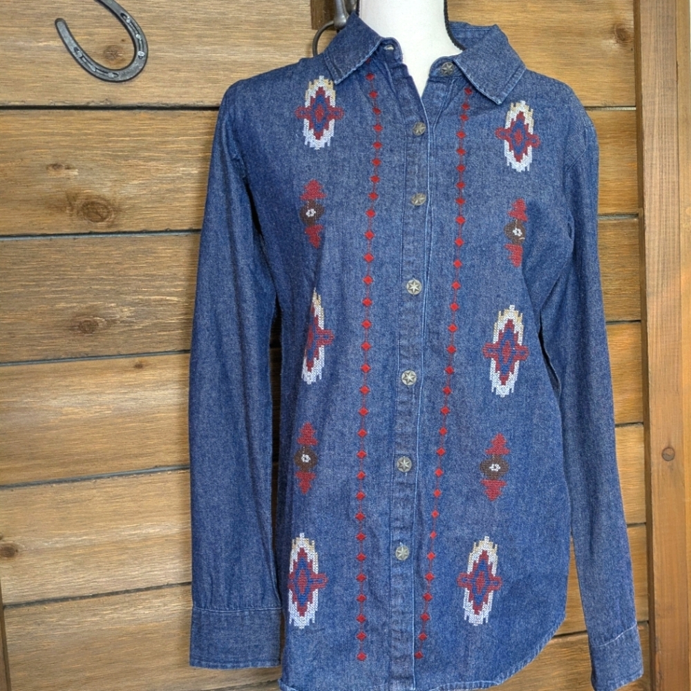 Pink Cattlelac Aztec Embroidery Top